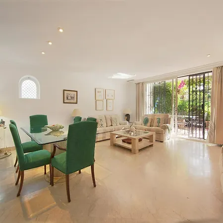 White Pearl Elviria H1 * Marbella