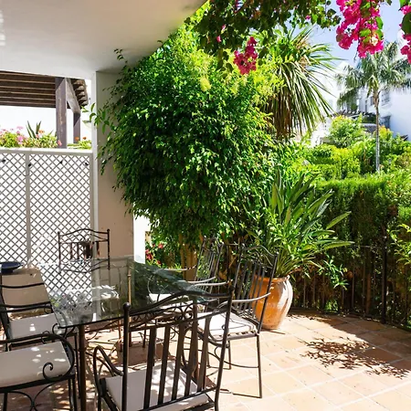 White Pearl Elviria H1 Marbella