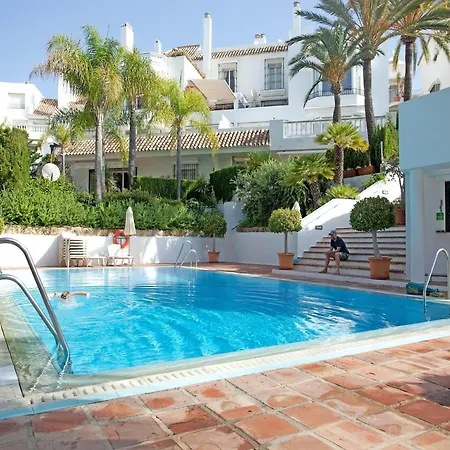 White Pearl Elviria H1 Apartment *