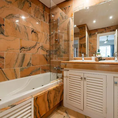 White Pearl Elviria H1 Marbella